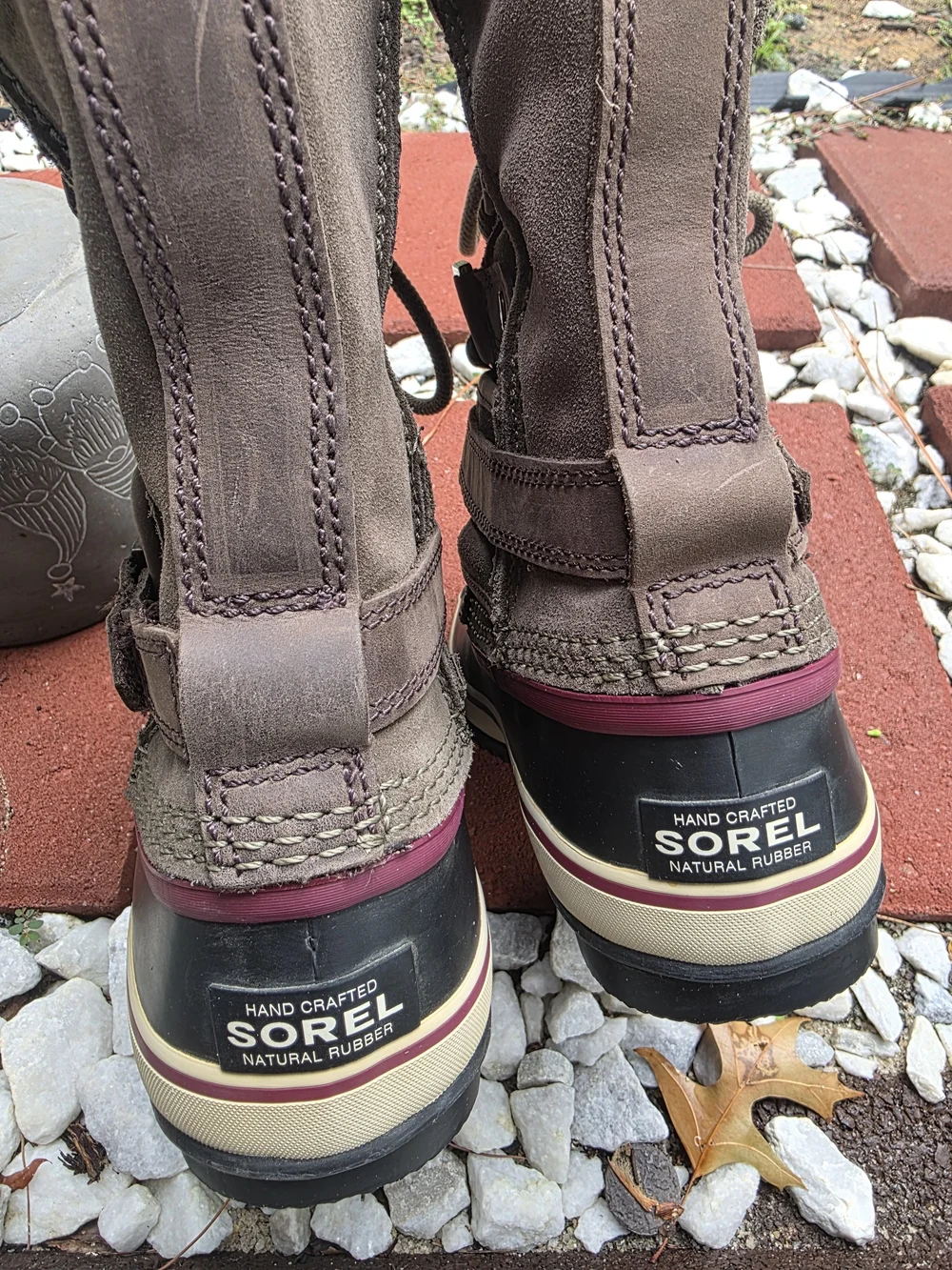 Sorel Women's Brown and Black Winter Duck Boots with Maroon Trim Size 6.5 Used.